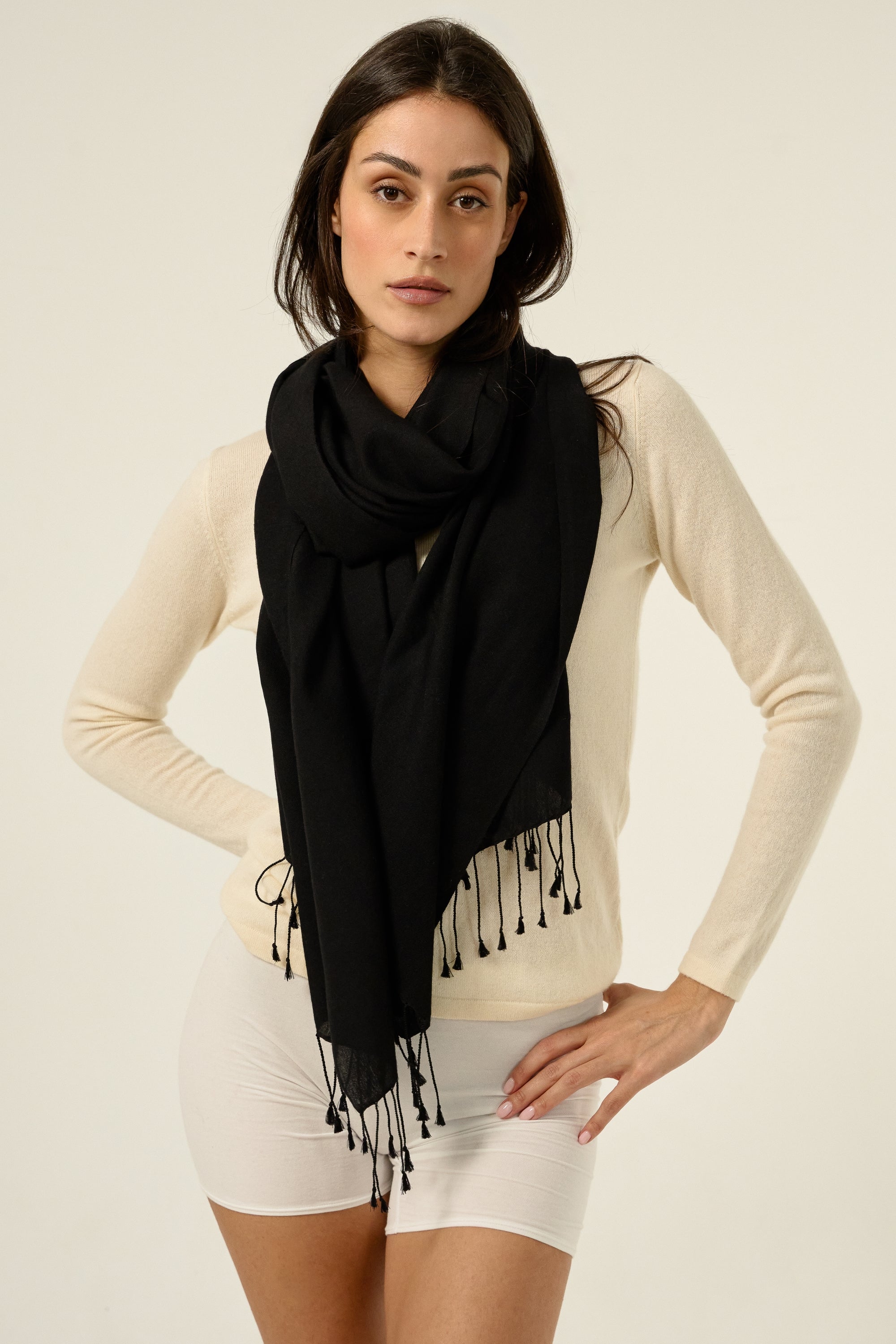Platine in mixed cashmere and silk - black - Mahogany