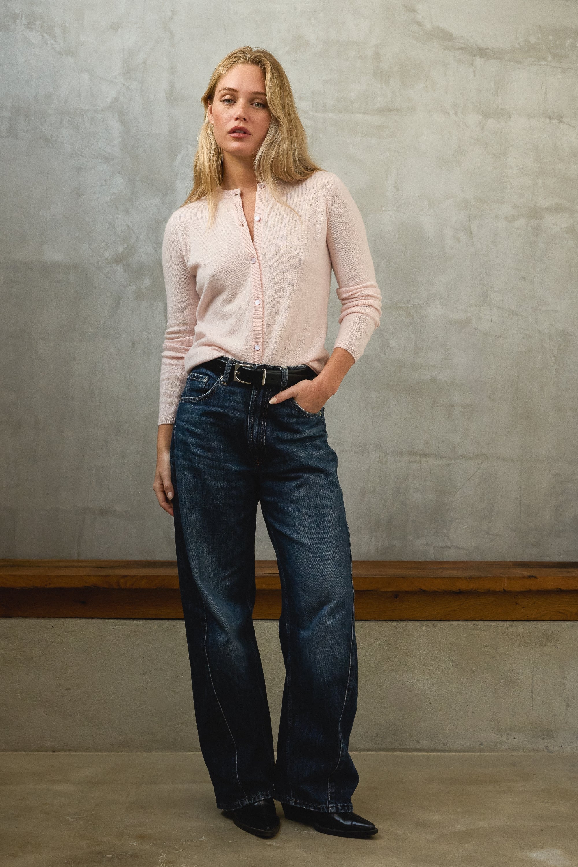 Chloe in cashmere for women - pale pink - Mahogany