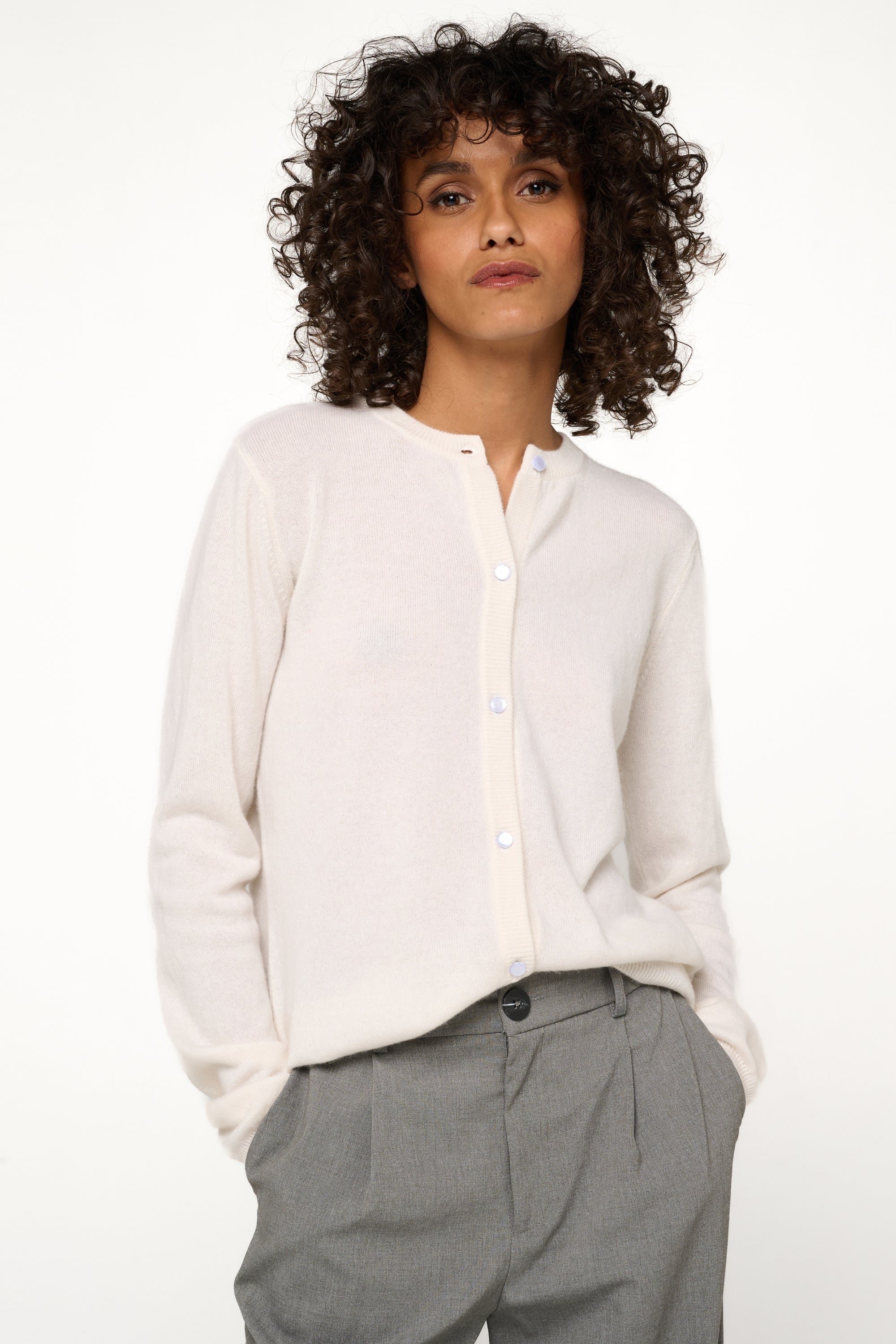 Chloe cashmere women's jumper - off-white - Mahogany