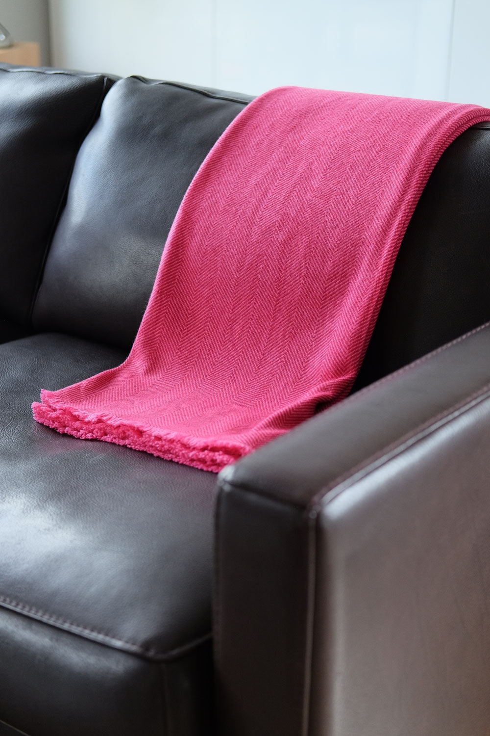 Erable 130 x 190 in mixed cashmere - shocking pink / velvet red - Mahogany