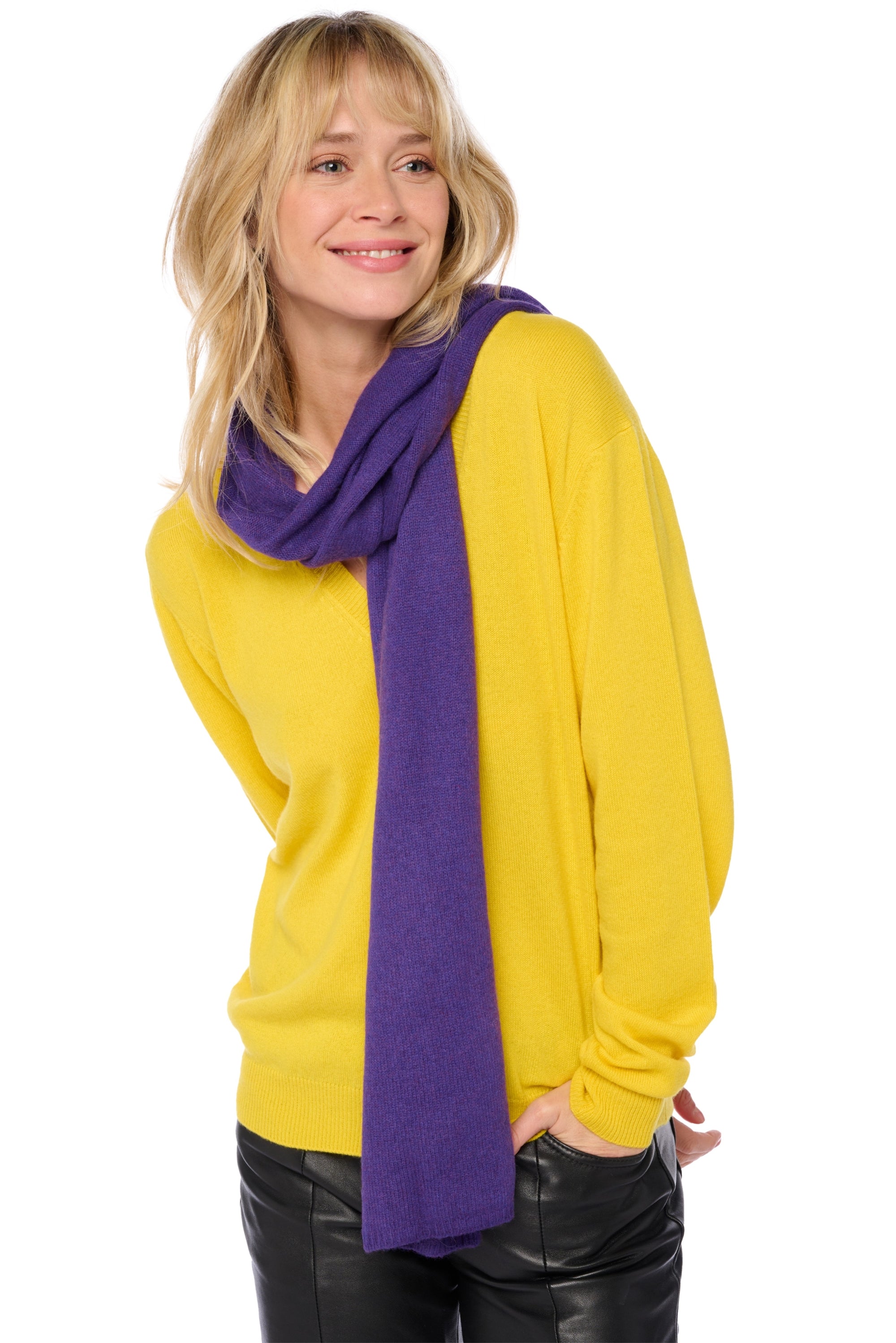 Yakozone in yak unisex - deep purple - Mahogany