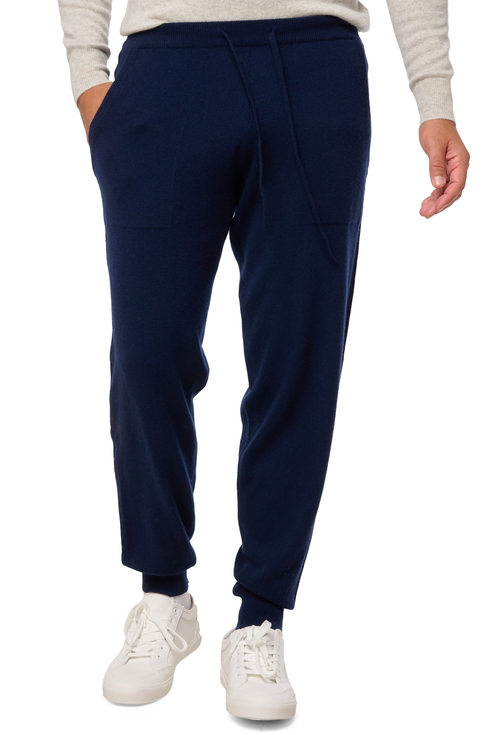 Sanaga in men's cashmere - dark navy - Mahogany