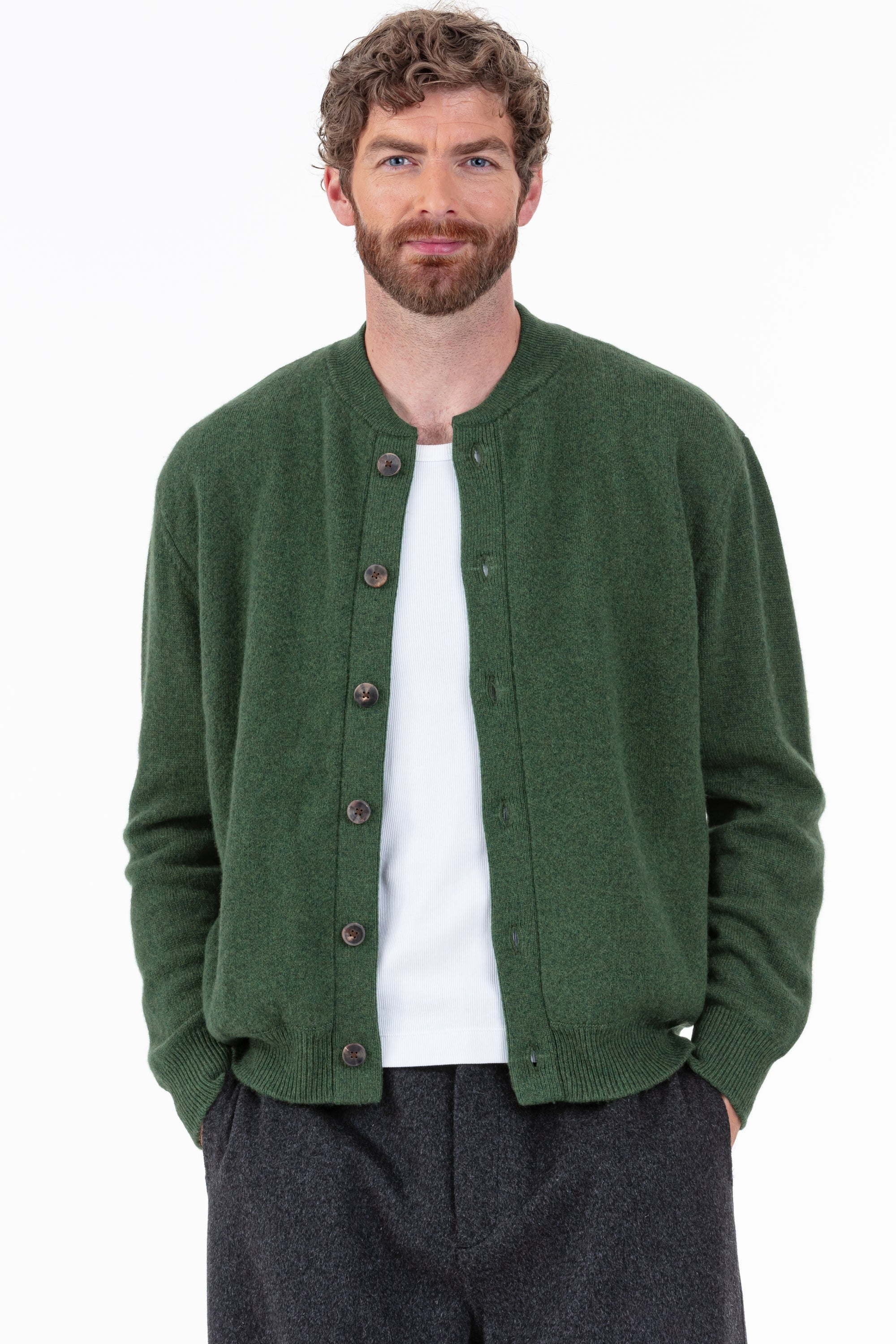 Cashmere cardigan, 100% Cashmere, men, crew neck, button fastening, straight cut, long sleeves, standard / 2 and 4 ply, standard knit, Mahogany