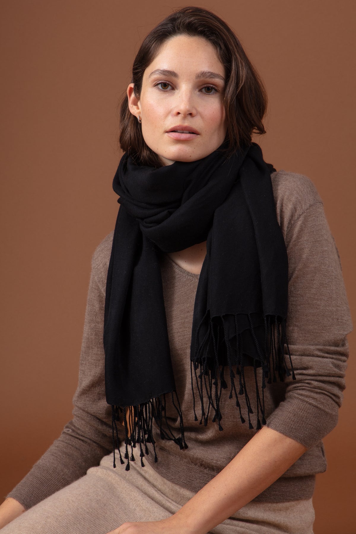 Adèle mixed cashmere and silk jumper - black - Mahogany