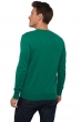 Cashmere men low prices tor first green grass l