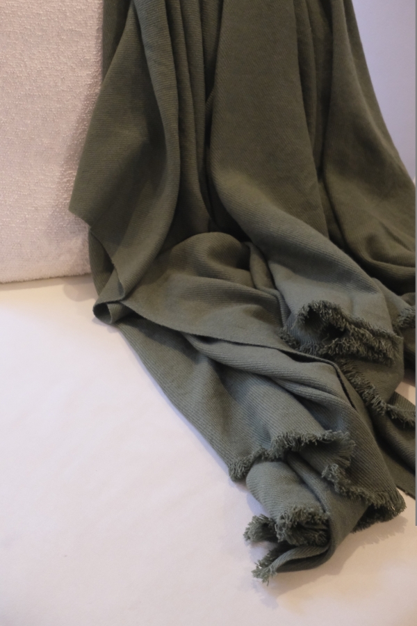 Cashmere accessories cocooning toodoo plain m 180 x 220 ivy green 180 x 220 cm