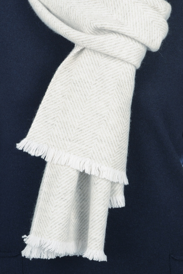 Cashmere ladies orage off white flanelle chine 200 x 35 cm