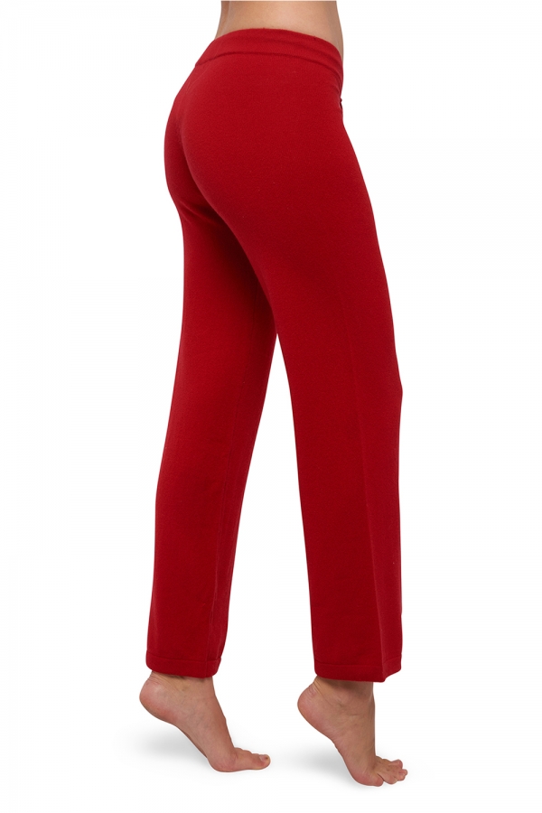 Cashmere ladies timeless classics malice blood red m