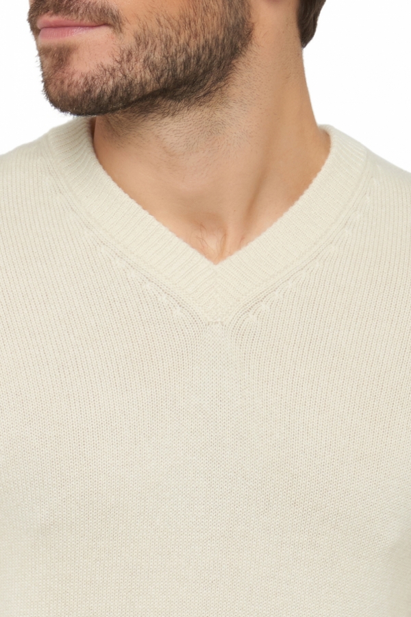 Cashmere men v necks hippolyte 4f premium tenzin natural 2xl