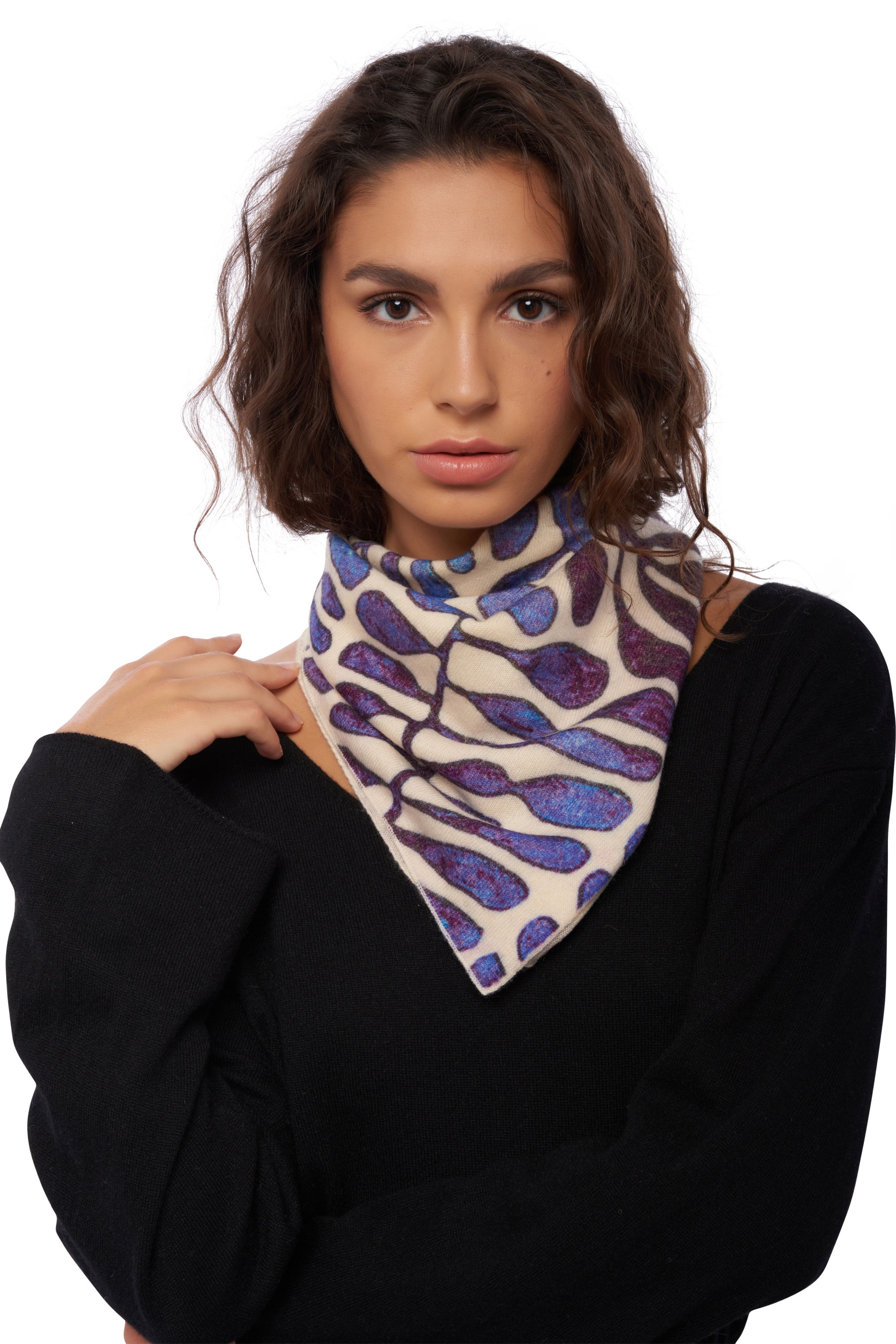 Cashmere accessories scarves mufflers uno natural ecru 58 cm x 64 cm